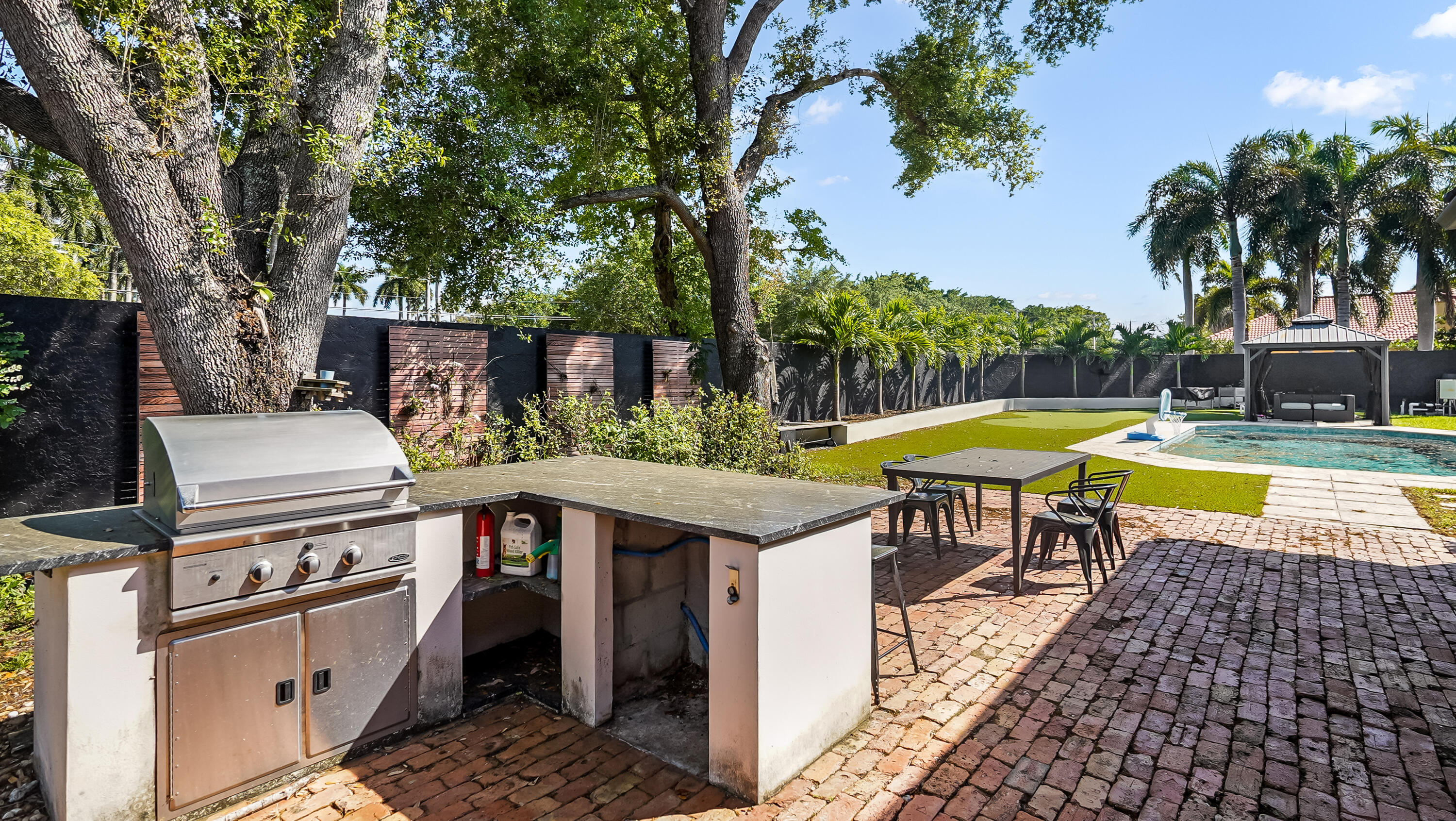 JACARANDA COVE - Residential