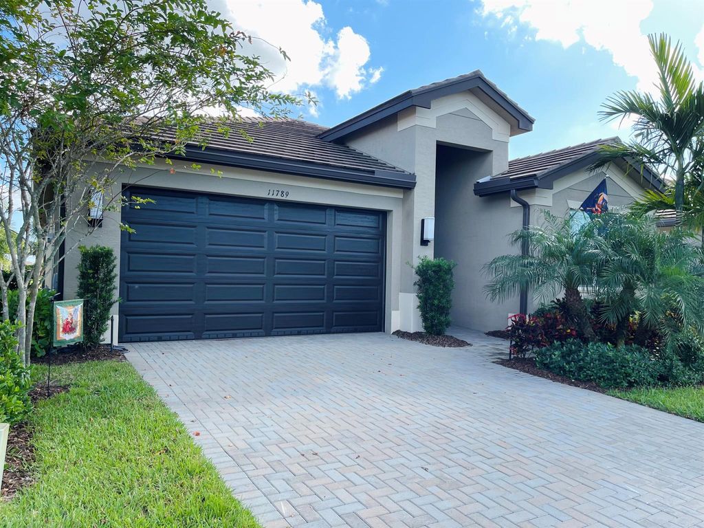 Photo of 11789 SW Hawthorne Hill Road, Port St Lucie, FL 34987 (MLS # R10992007)