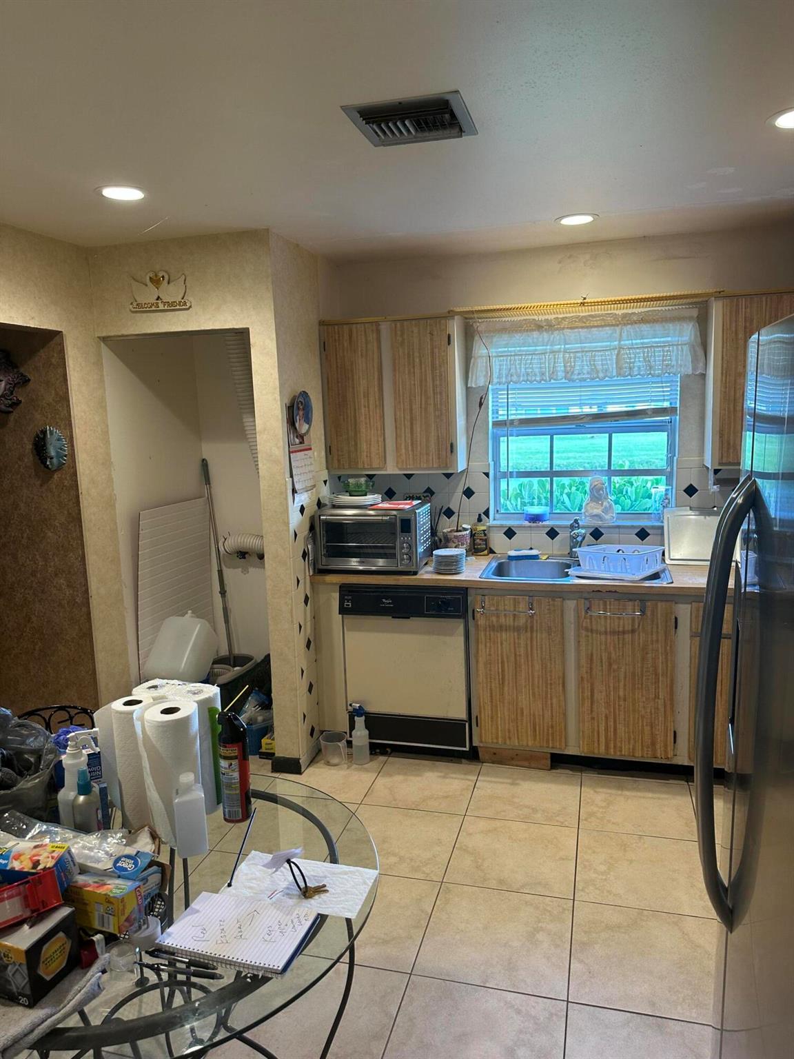 5796 Moss Court 7, Fort Pierce, FL, 34982/$149,900 3 5796 Moss Court 7