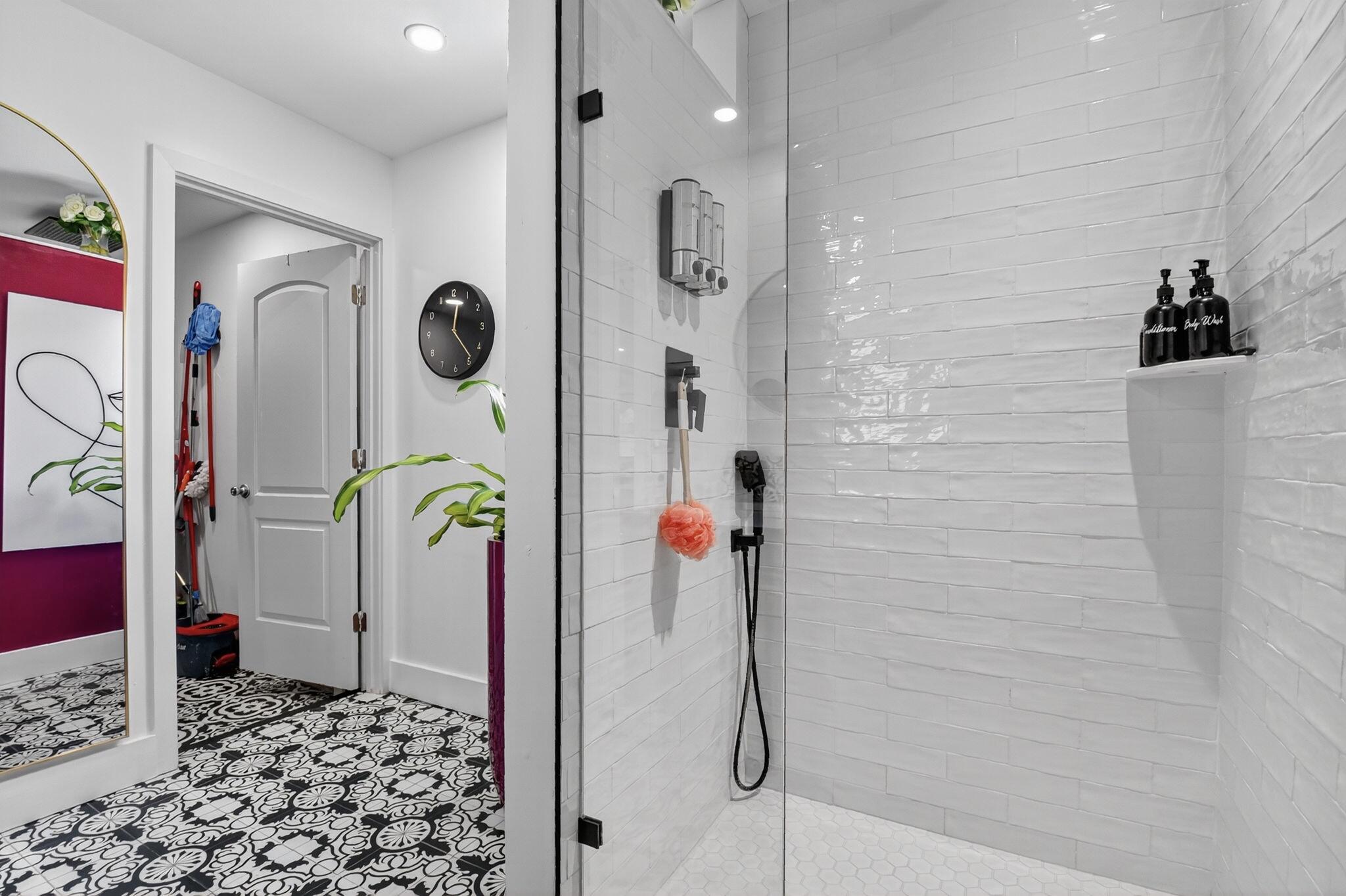 SIERRA HEIGHTS - Residential