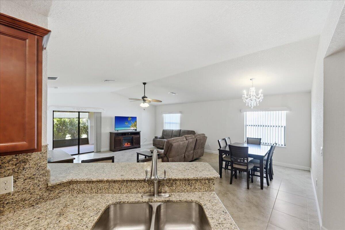 SPANISH LAKES ONE LEASEHOLD ESTATES - Residential