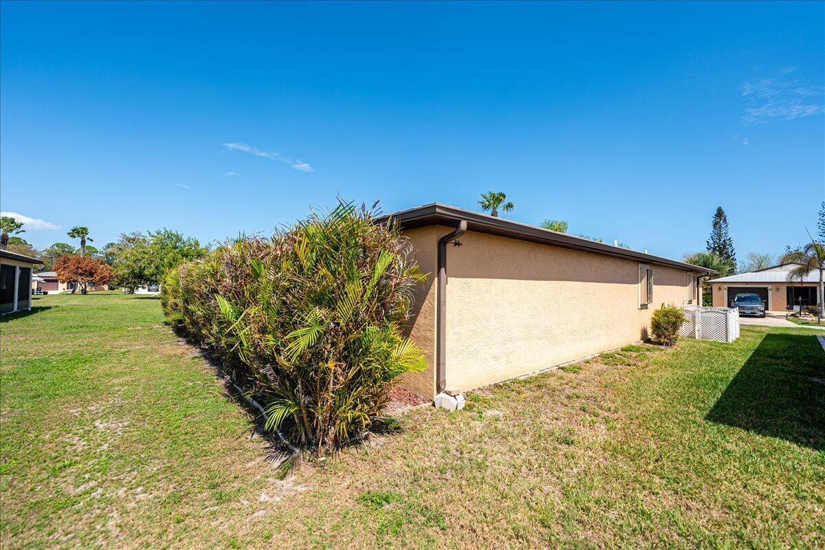 SPANISH LAKES ONE LEASEHOLD ESTATES - Residential