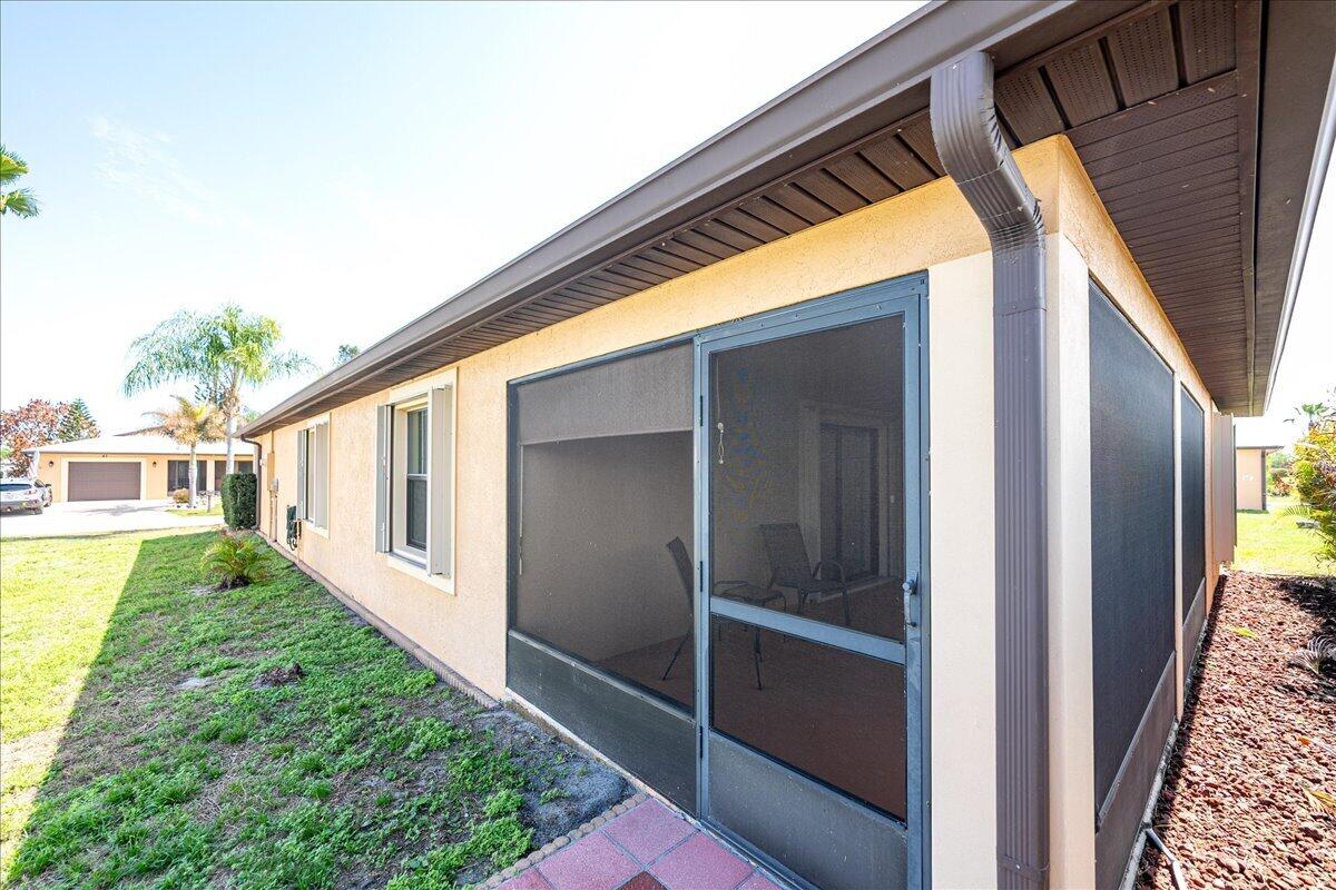 SPANISH LAKES ONE LEASEHOLD ESTATES - Residential