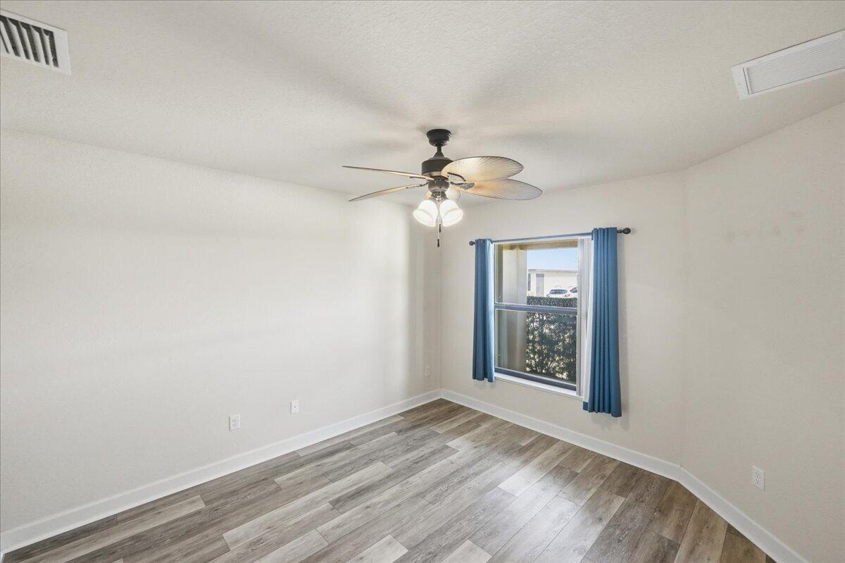 SPANISH LAKES ONE LEASEHOLD ESTATES - Residential