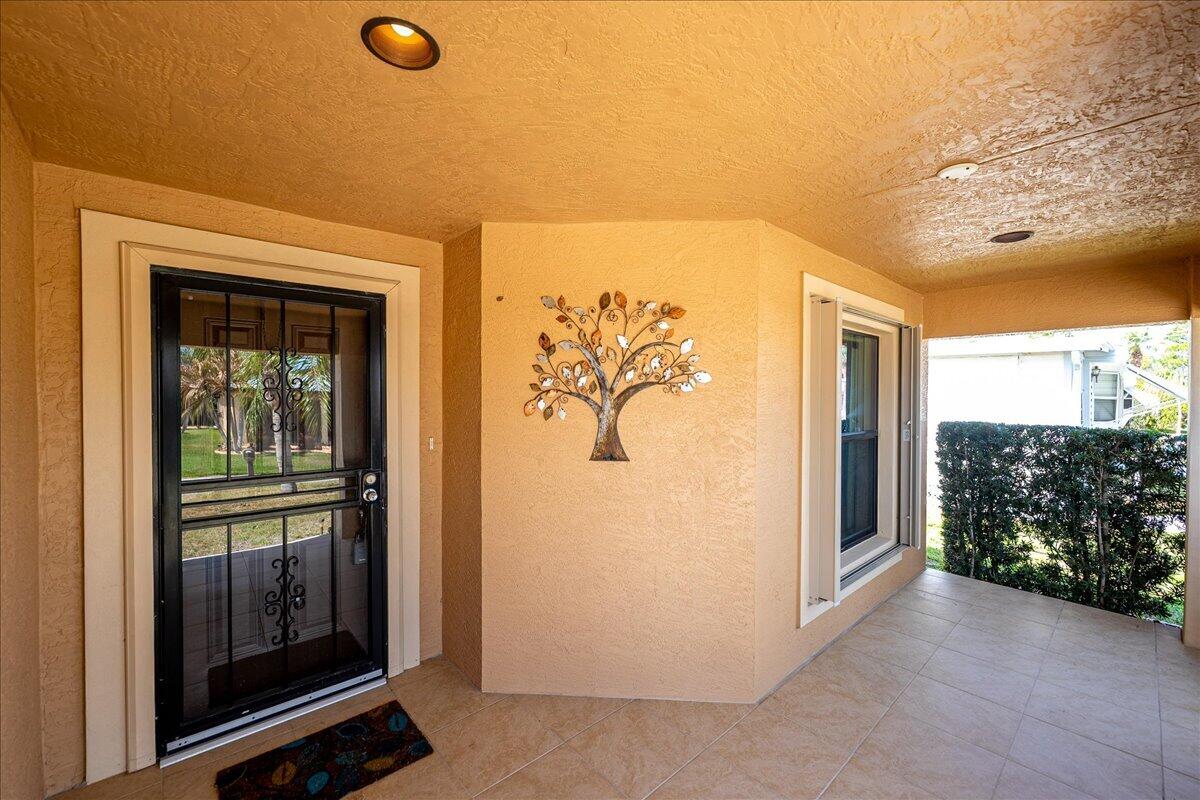 SPANISH LAKES ONE LEASEHOLD ESTATES - Residential