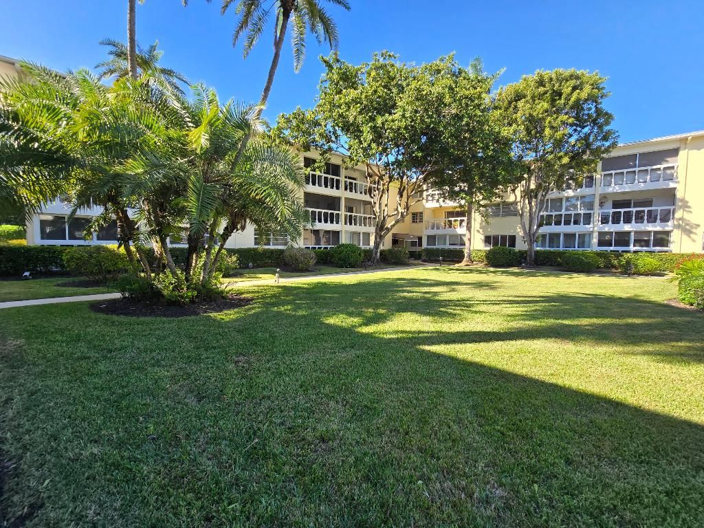 Photo of 60 Venetian Drive #203a, Delray Beach, FL 33483 (MLS # R11142330)