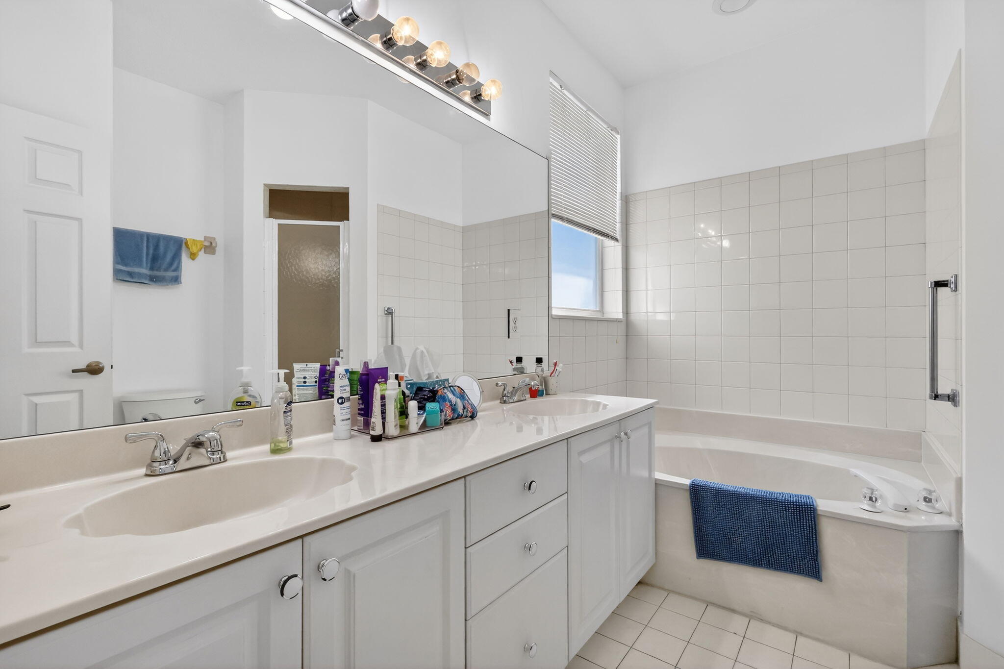 VENTURA - Residential