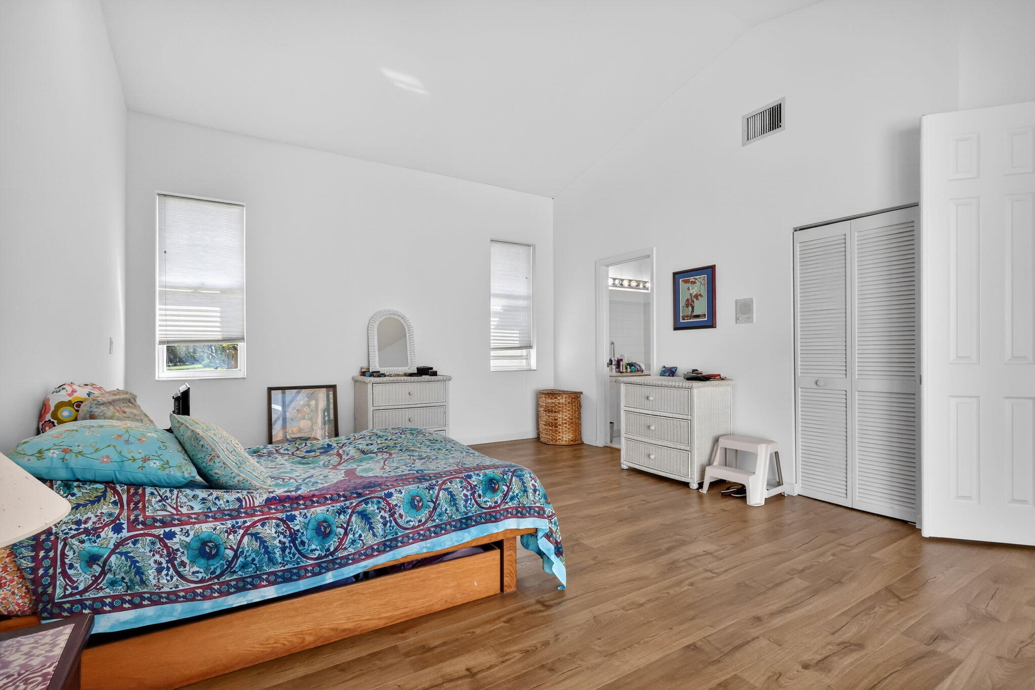 VENTURA - Residential