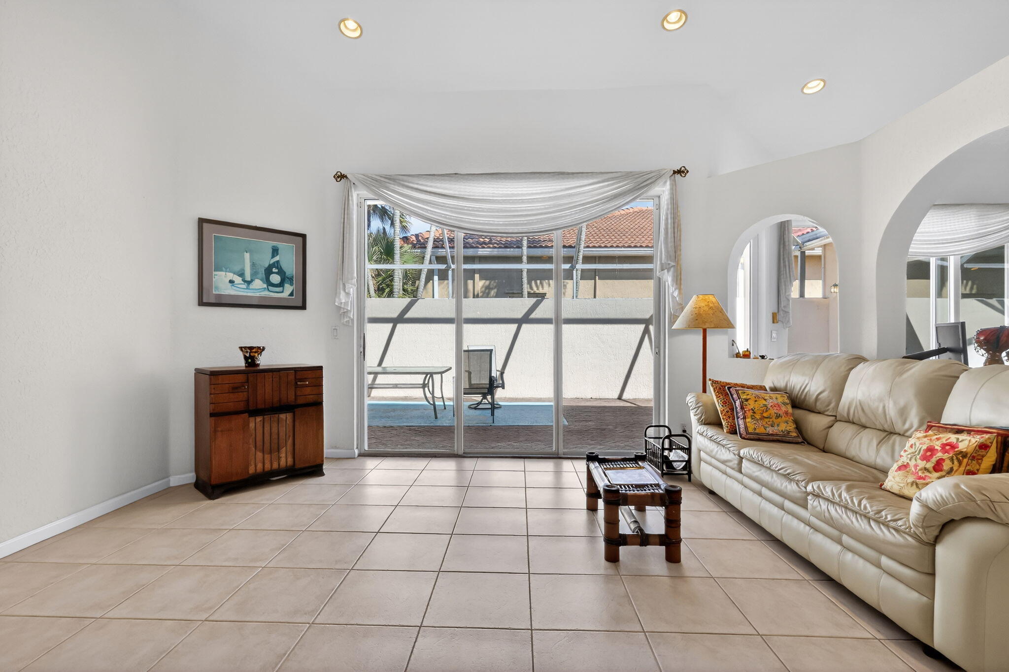 VENTURA - Residential