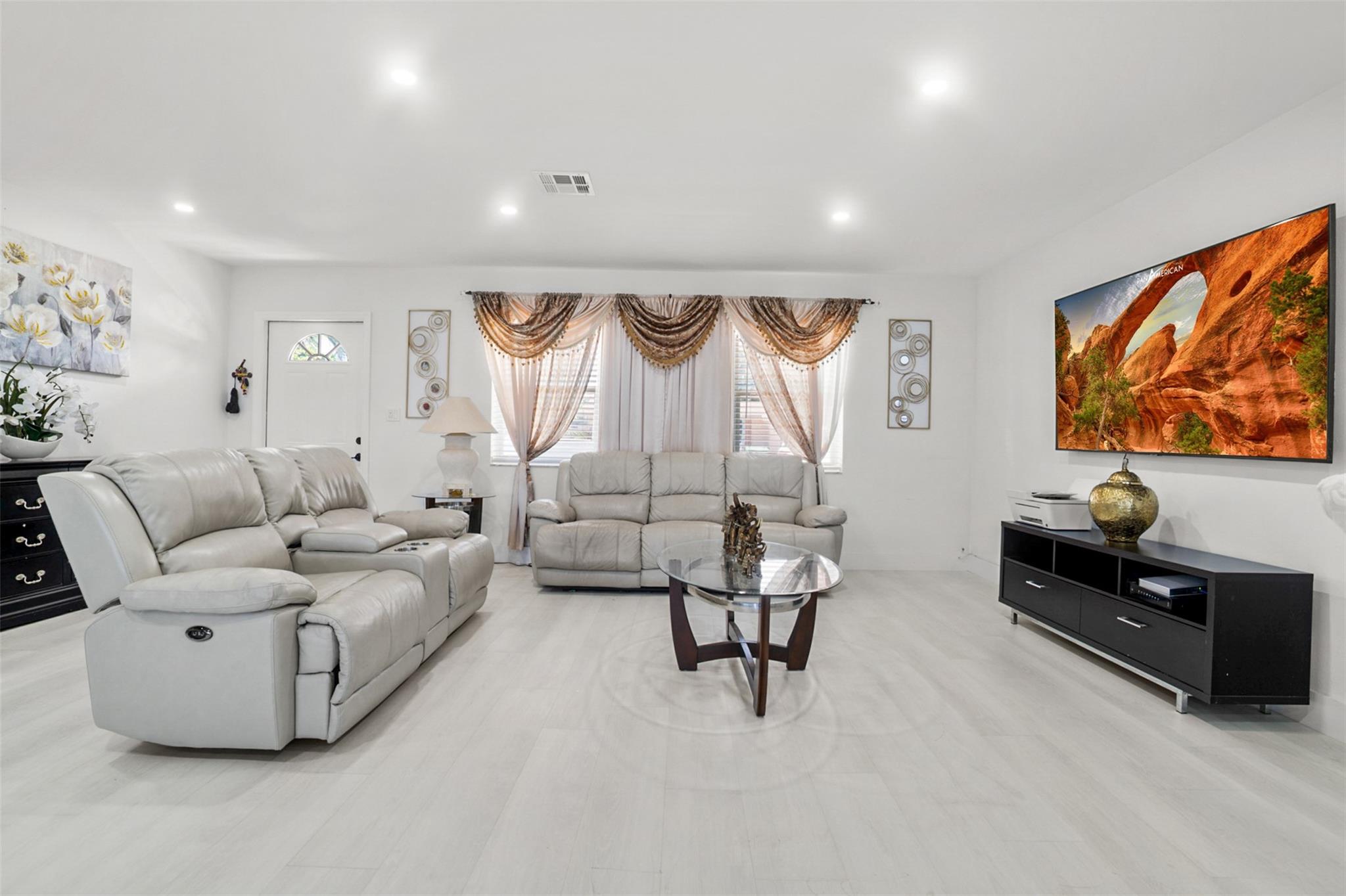 Miramar Isles Sec 3 58-22 - Residential