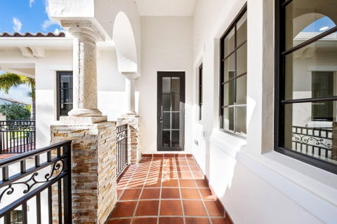 Tiny photo for 8242 EMERALD Avenue, Parkland, FL 33076 (MLS # B26083065)