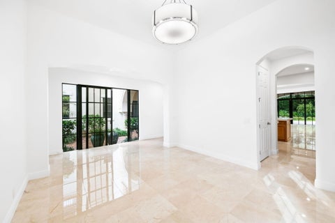 Tiny photo for 8242 EMERALD Avenue, Parkland, FL 33076 (MLS # B26083065)