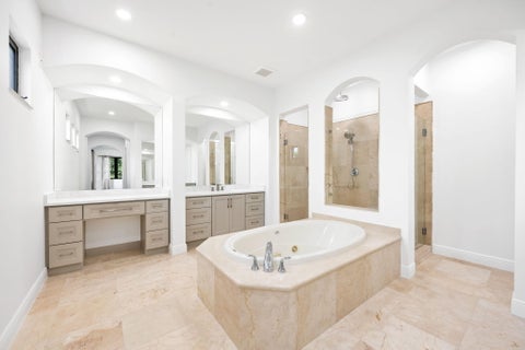 Tiny photo for 8242 EMERALD Avenue, Parkland, FL 33076 (MLS # B26083065)