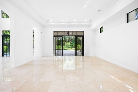 Tiny photo for 8242 EMERALD Avenue, Parkland, FL 33076 (MLS # B26083065)