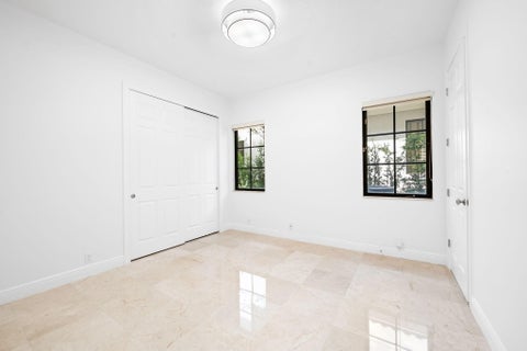 Tiny photo for 8242 EMERALD Avenue, Parkland, FL 33076 (MLS # B26083065)