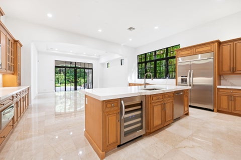 Tiny photo for 8242 EMERALD Avenue, Parkland, FL 33076 (MLS # B26083065)