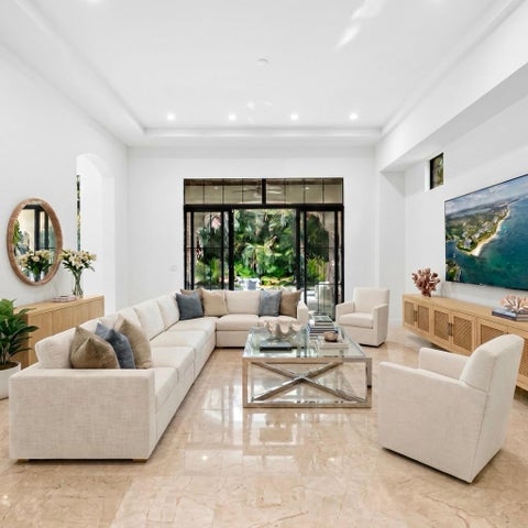 Tiny photo for 8242 EMERALD Avenue, Parkland, FL 33076 (MLS # B26083065)