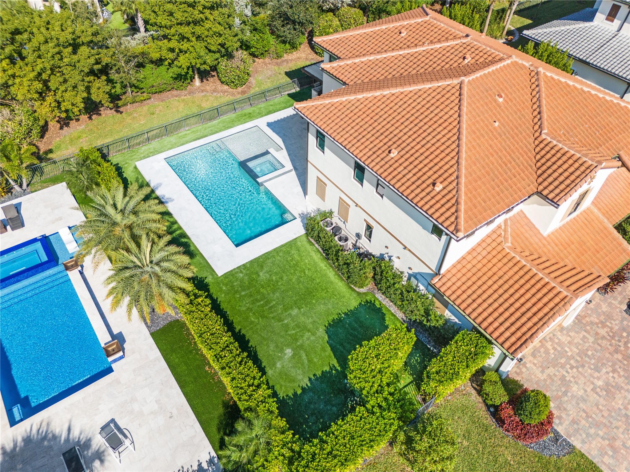 Parkland Bay 183-49 B - Residential