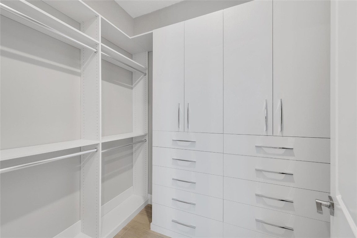 Parkland Bay 183-49 B - Residential