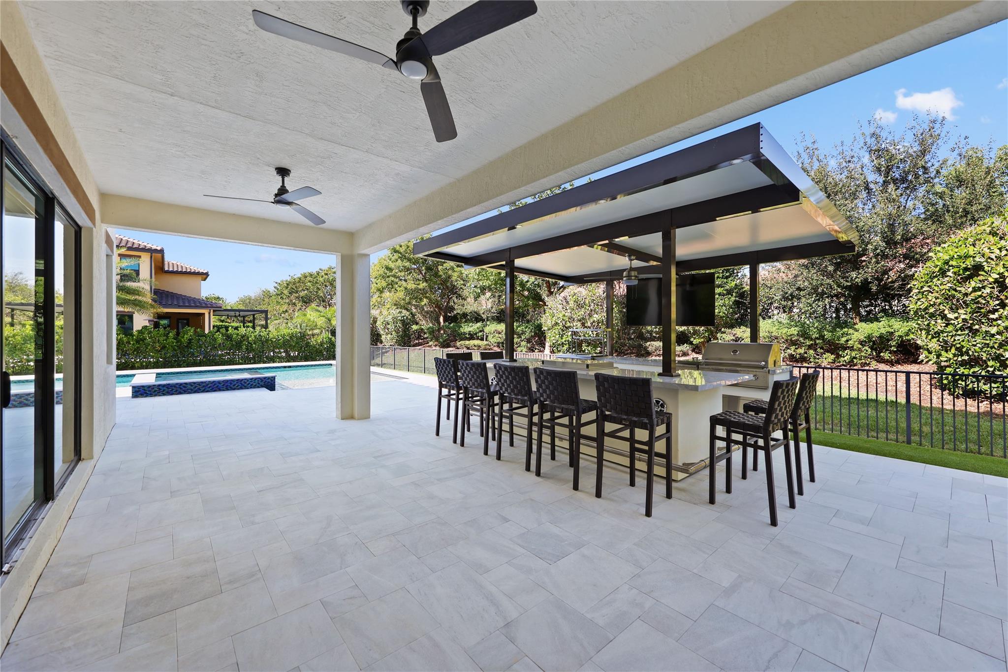 Parkland Bay 183-49 B - Residential