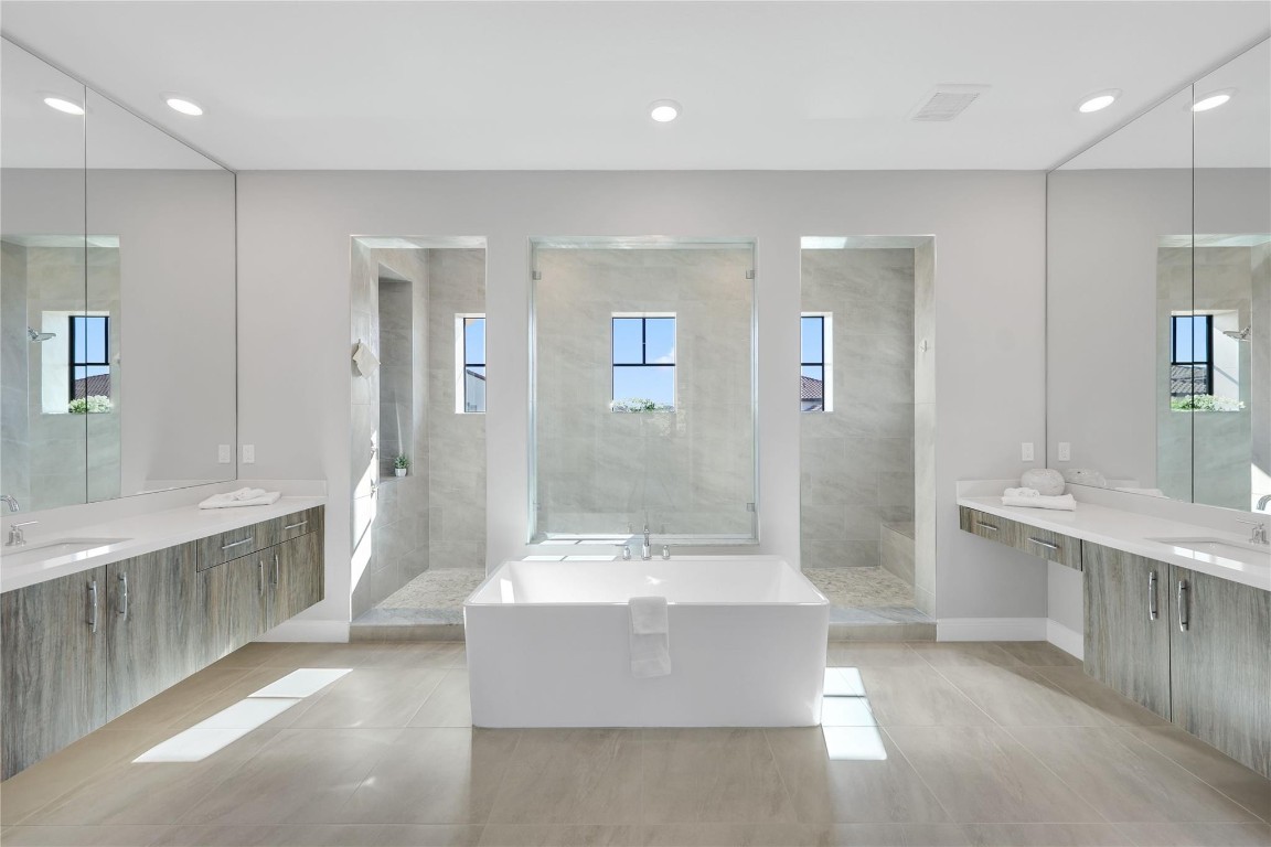 Parkland Bay 183-49 B - Residential