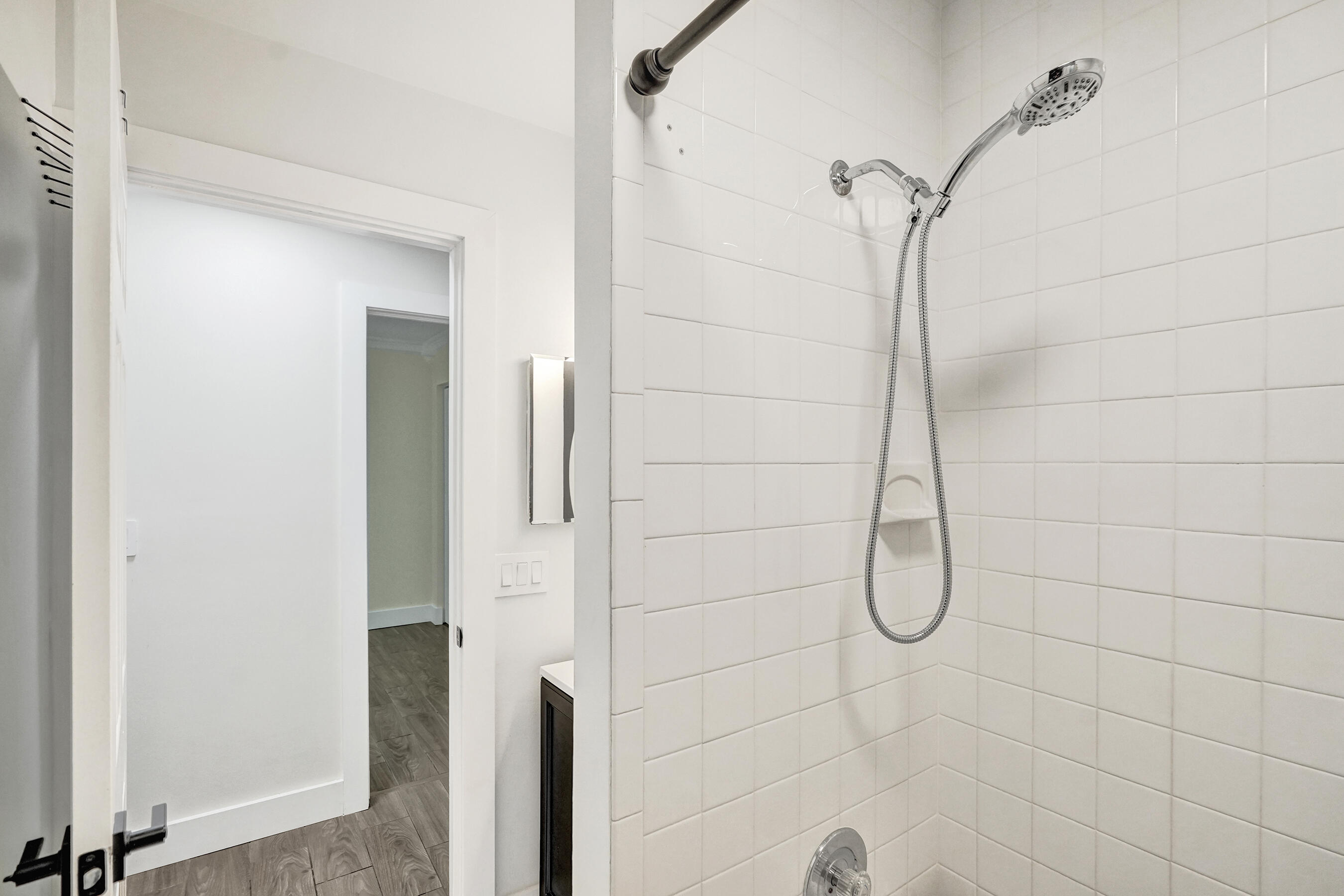 WATERSIDE - Residential