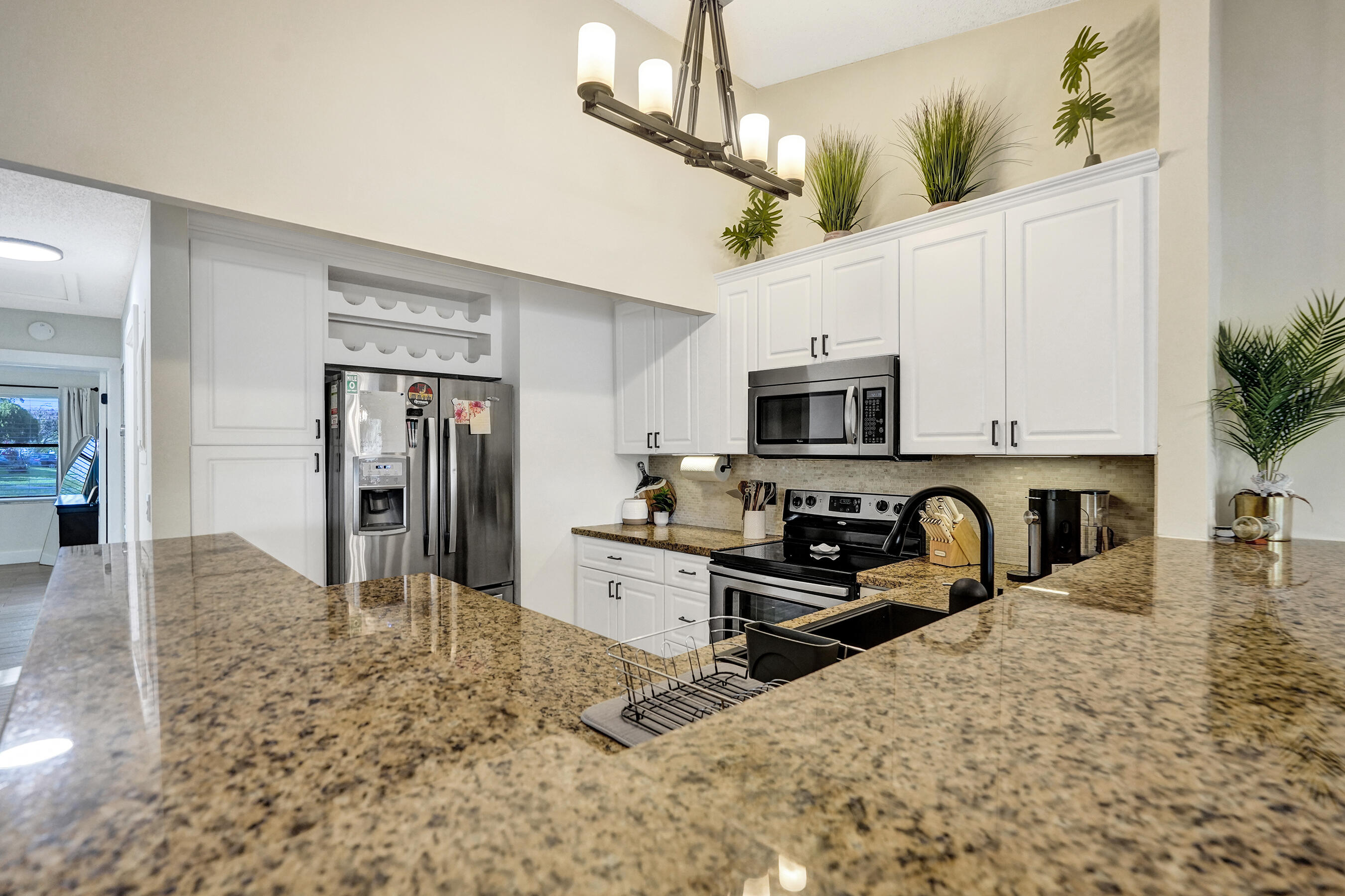 WATERSIDE - Residential