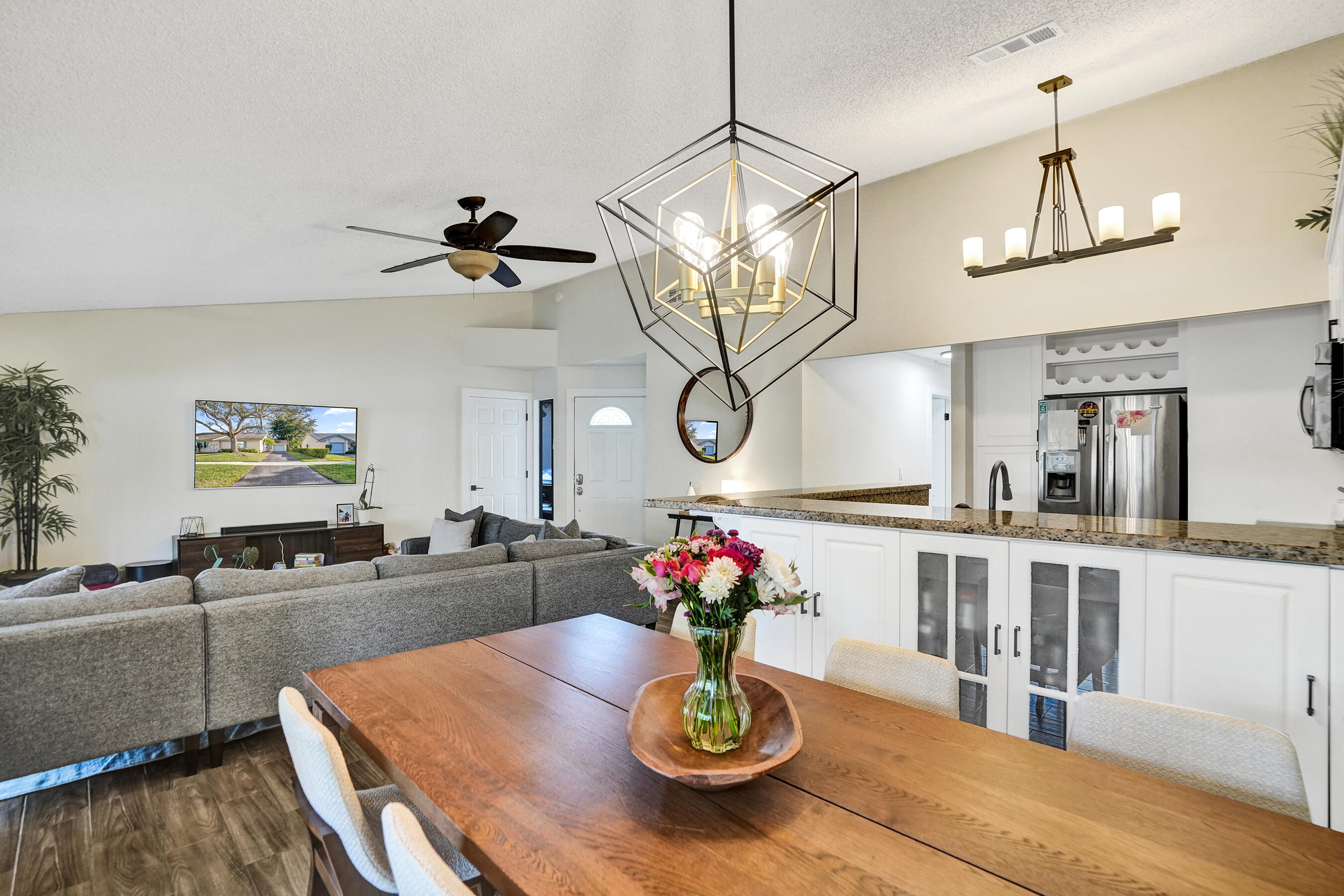 WATERSIDE - Residential