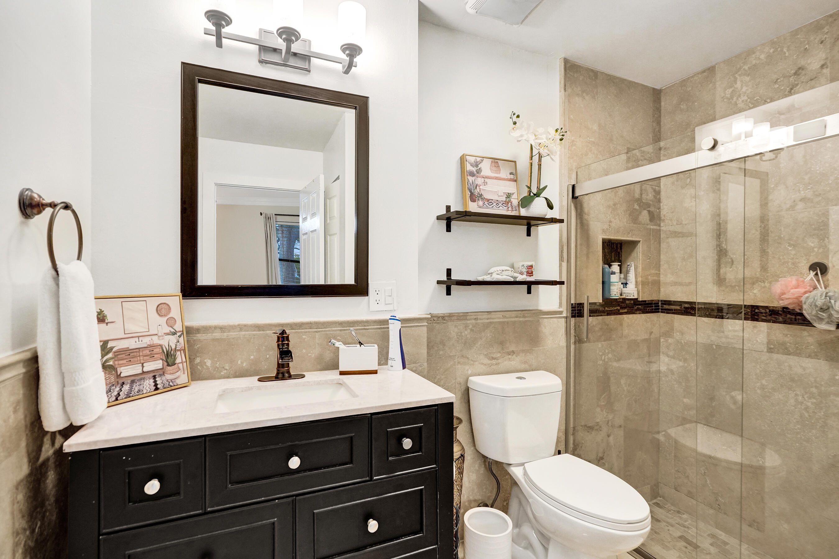 WATERSIDE - Residential