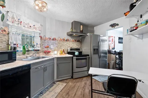 6755 W Broward Blvd Unit 105, Plantation, FL MLS: F10490405