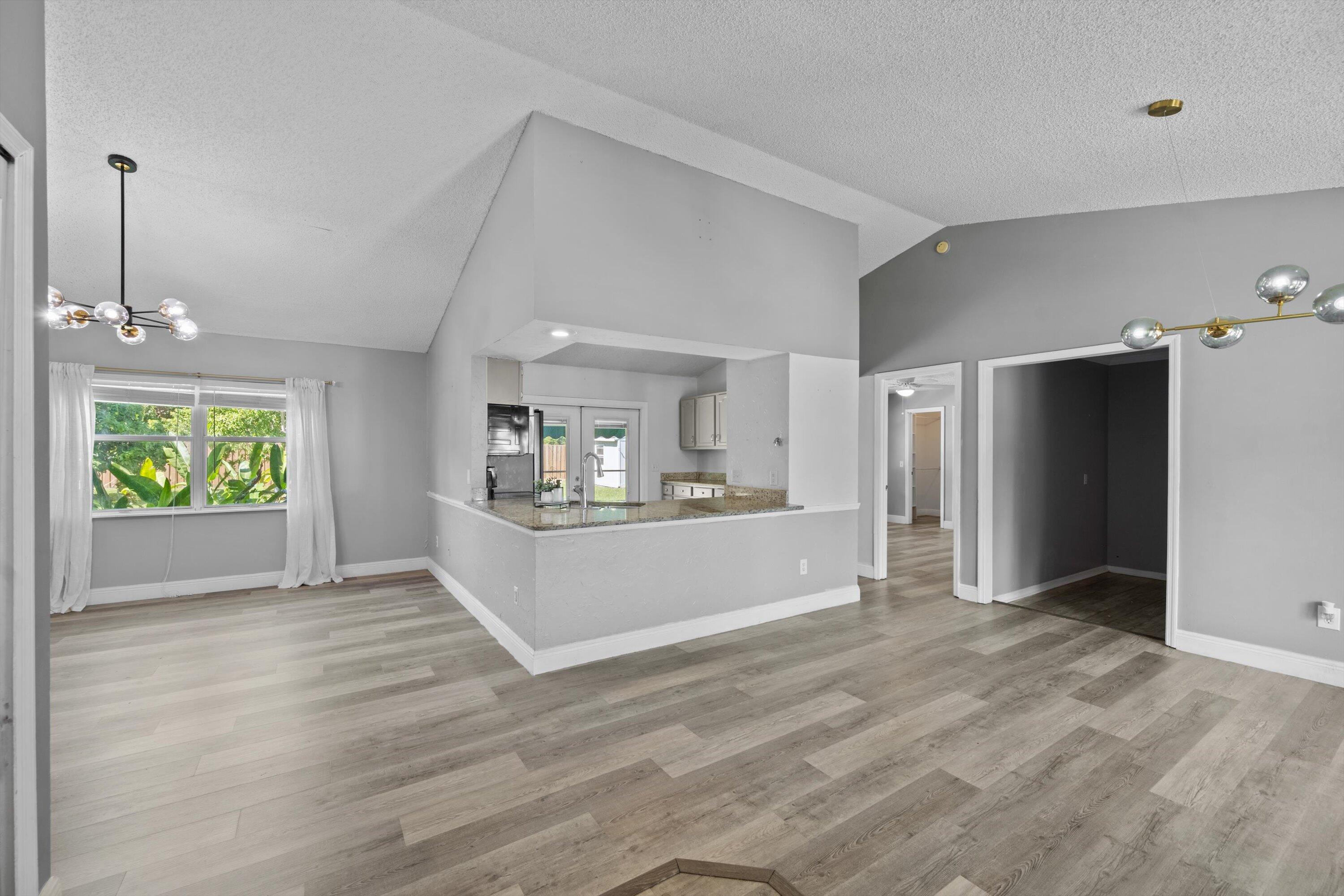 PORT ST LUCIE SECTION 30 - Residential