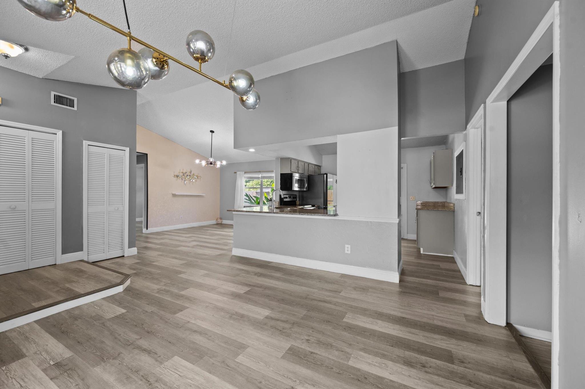 PORT ST LUCIE SECTION 30 - Residential