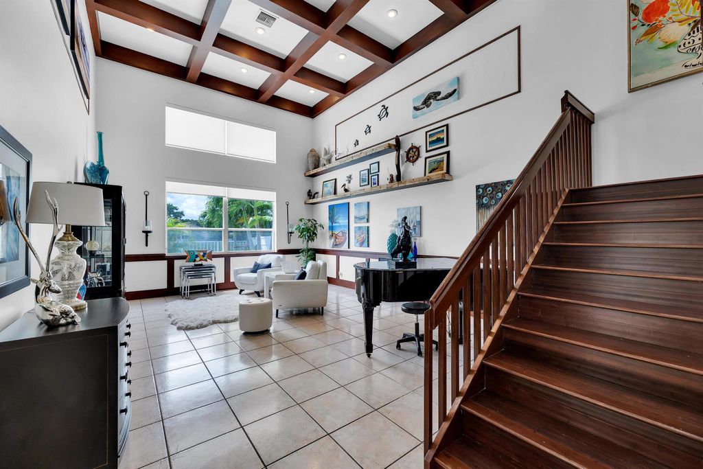 Photo of 6362 Brava Way, Boca Raton, FL 33433 (MLS # R11121582)