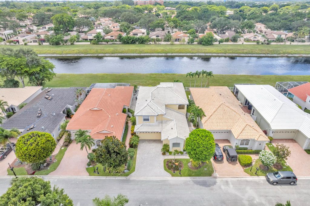 Photo of 6362 Brava Way, Boca Raton, FL 33433 (MLS # R11121582)