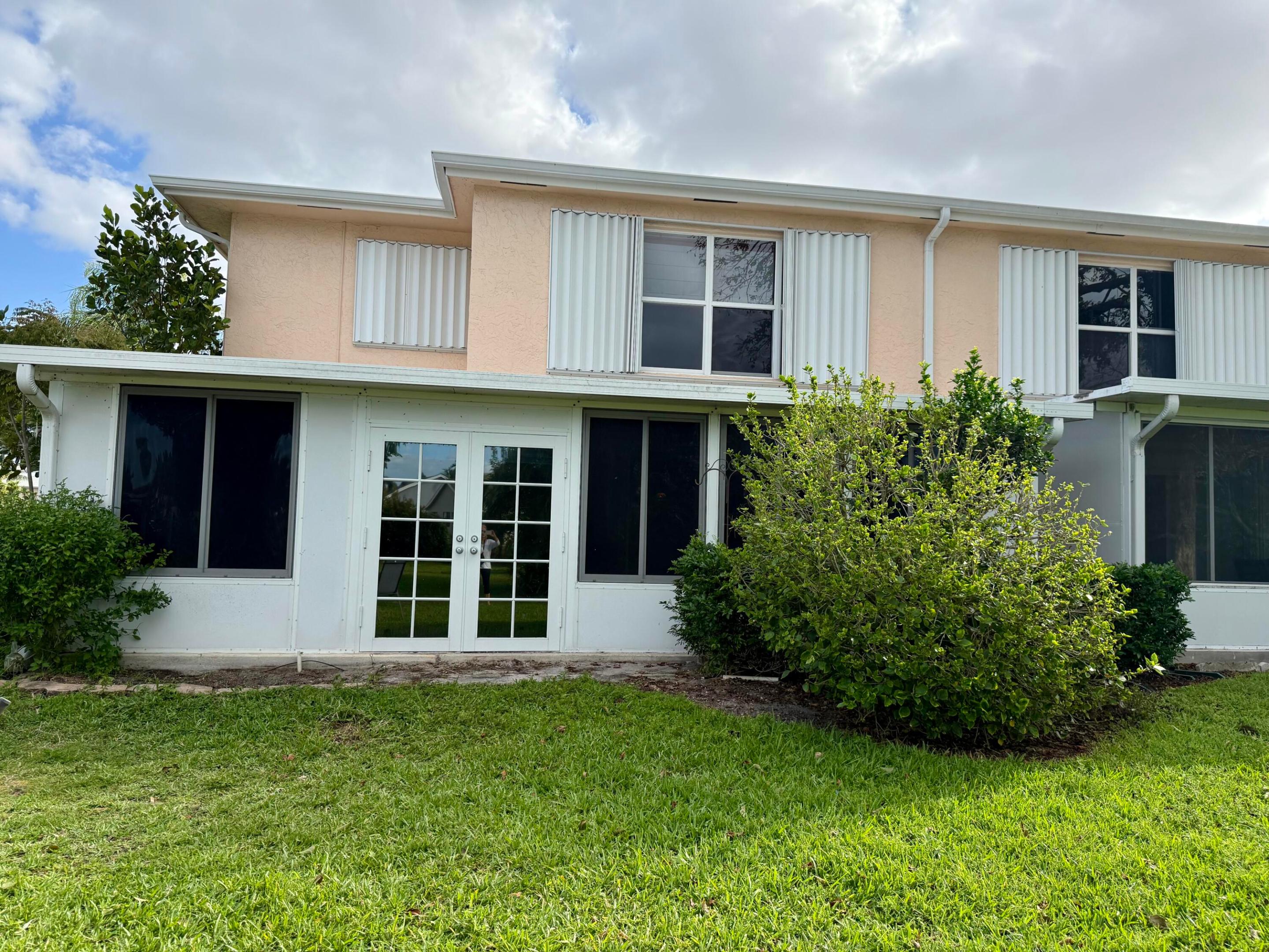 1860 NW 13th Street 104