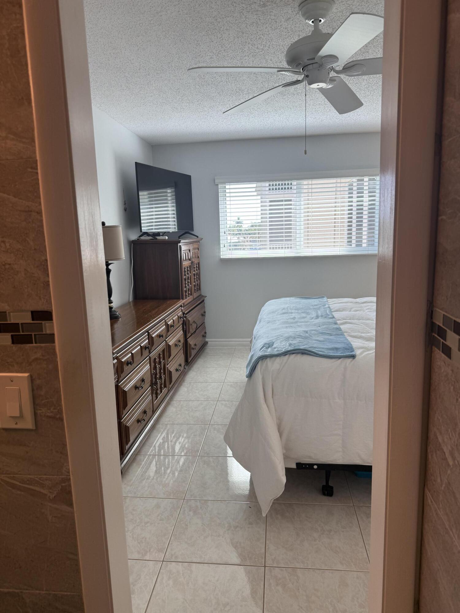 SNUG HARBOR GARDENS CONDO - Residential