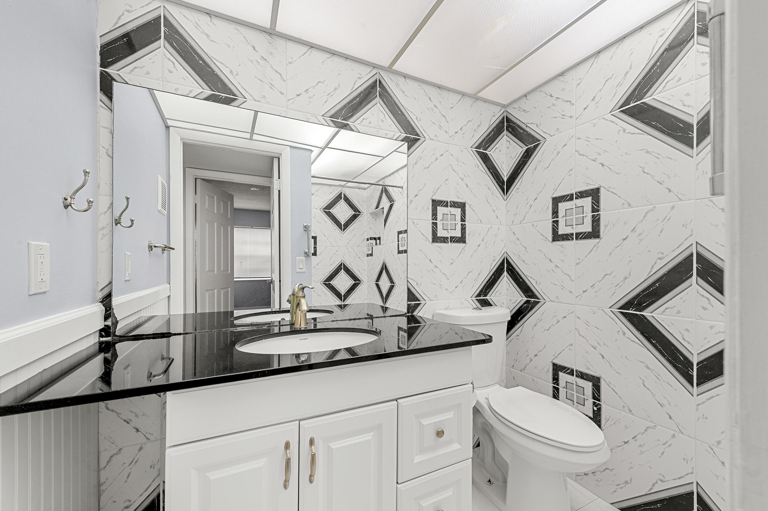 KINGS POINT NORMANDY CONDOS - Residential