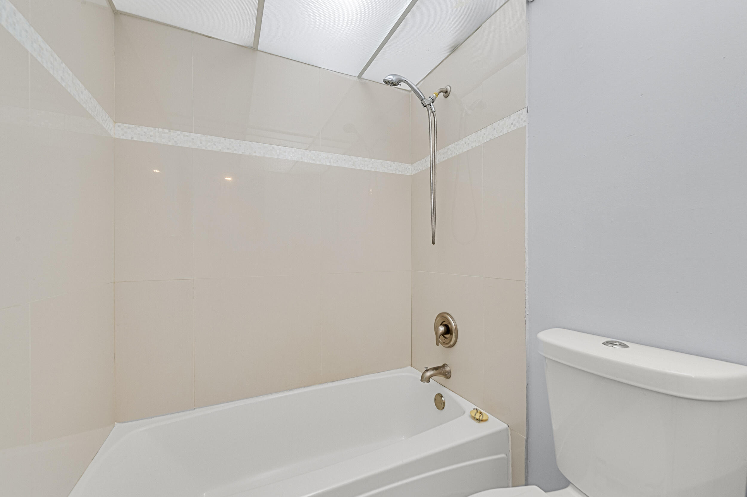 KINGS POINT NORMANDY CONDOS - Residential