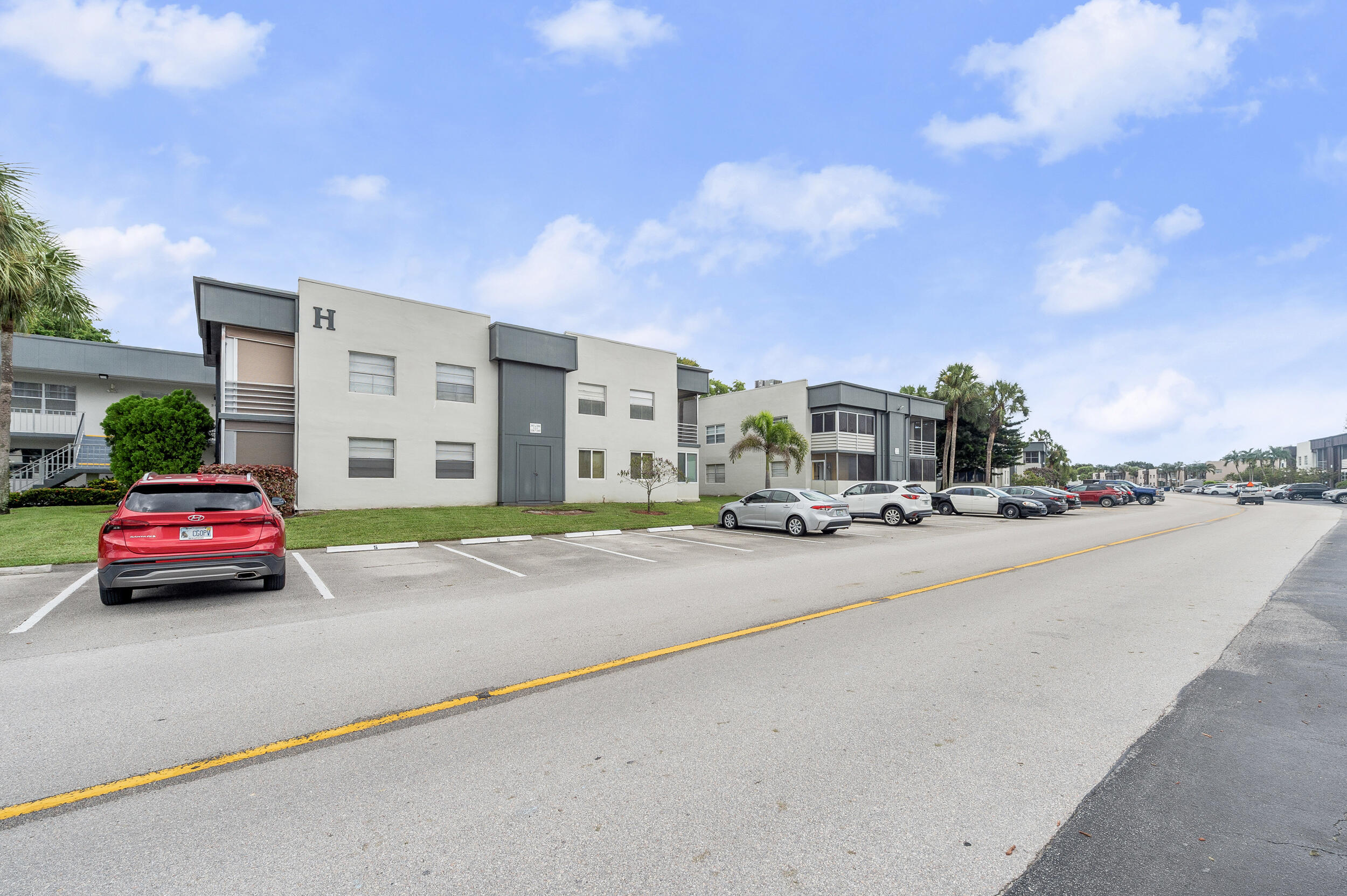 KINGS POINT NORMANDY CONDOS - Residential