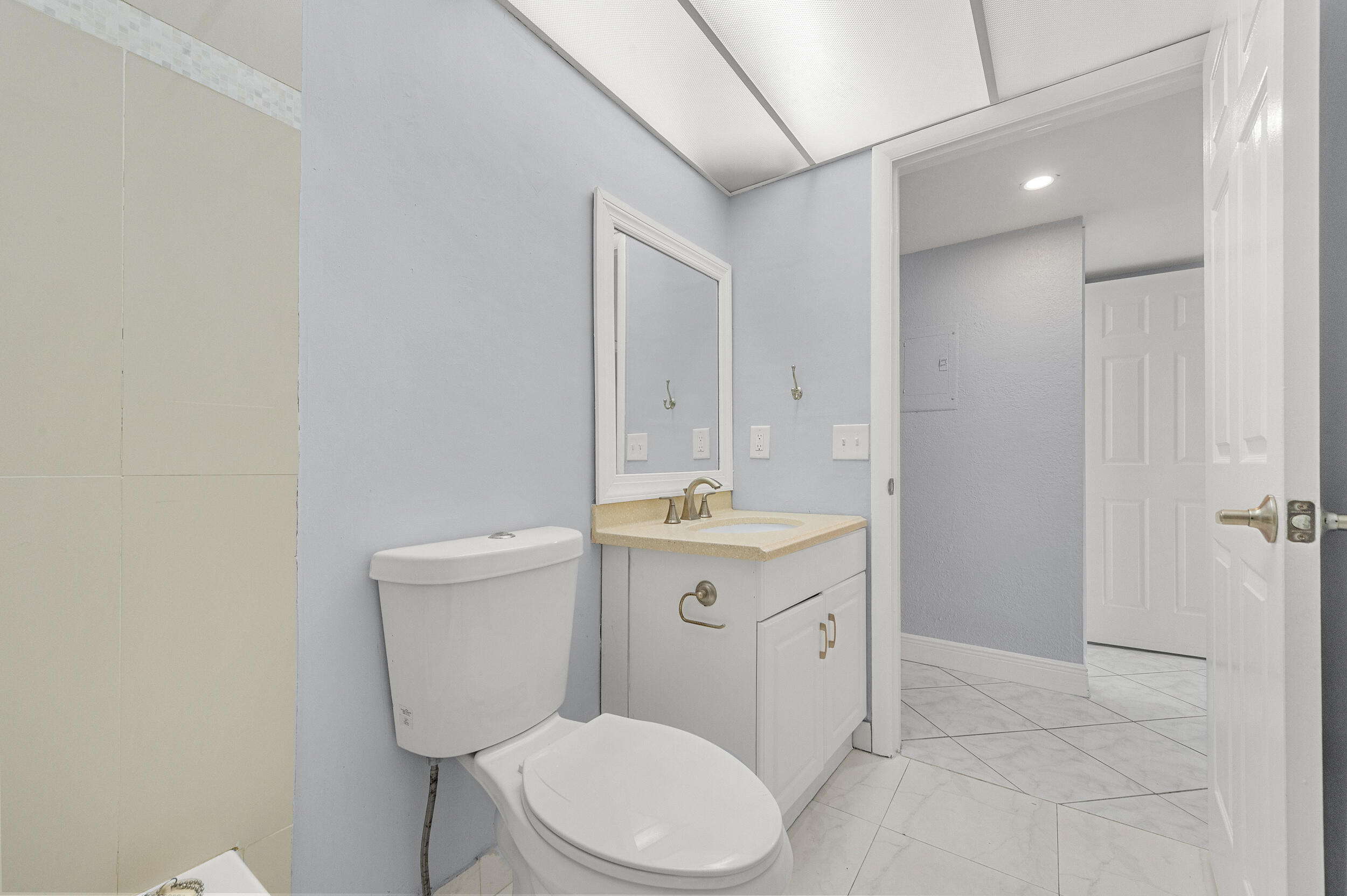 KINGS POINT NORMANDY CONDOS - Residential