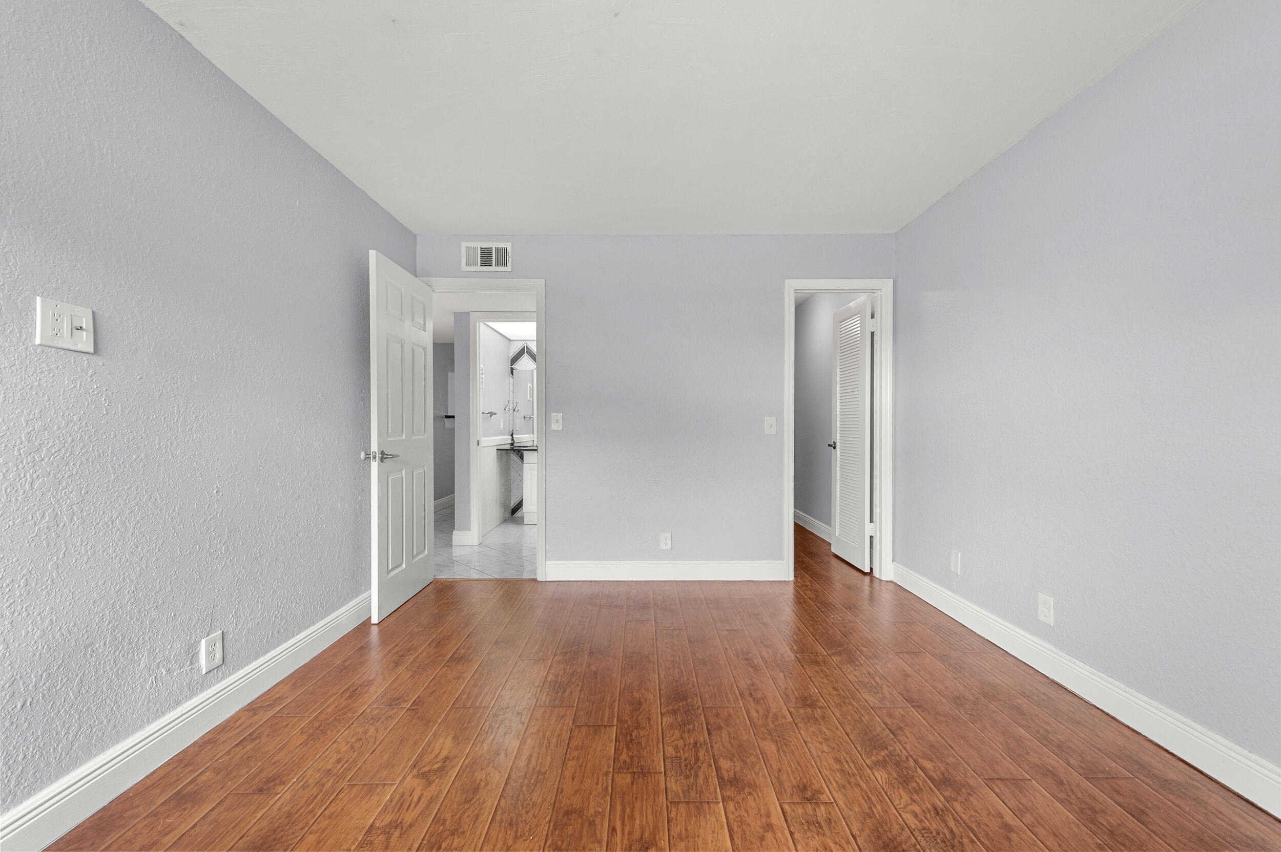 KINGS POINT NORMANDY CONDOS - Residential