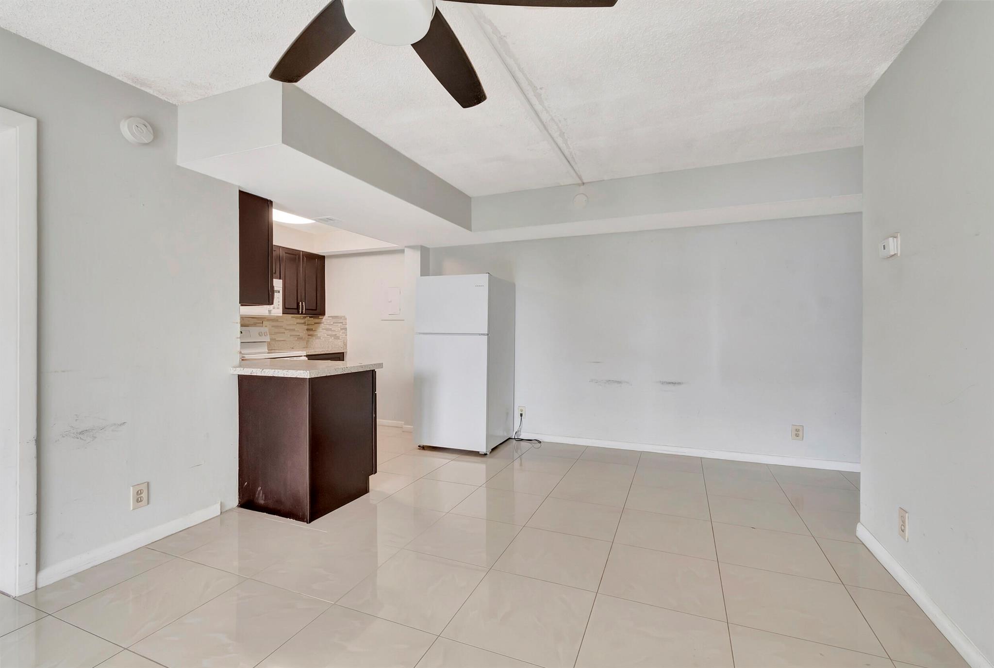 CLEAR LAKE CLUB CONDO - Residential