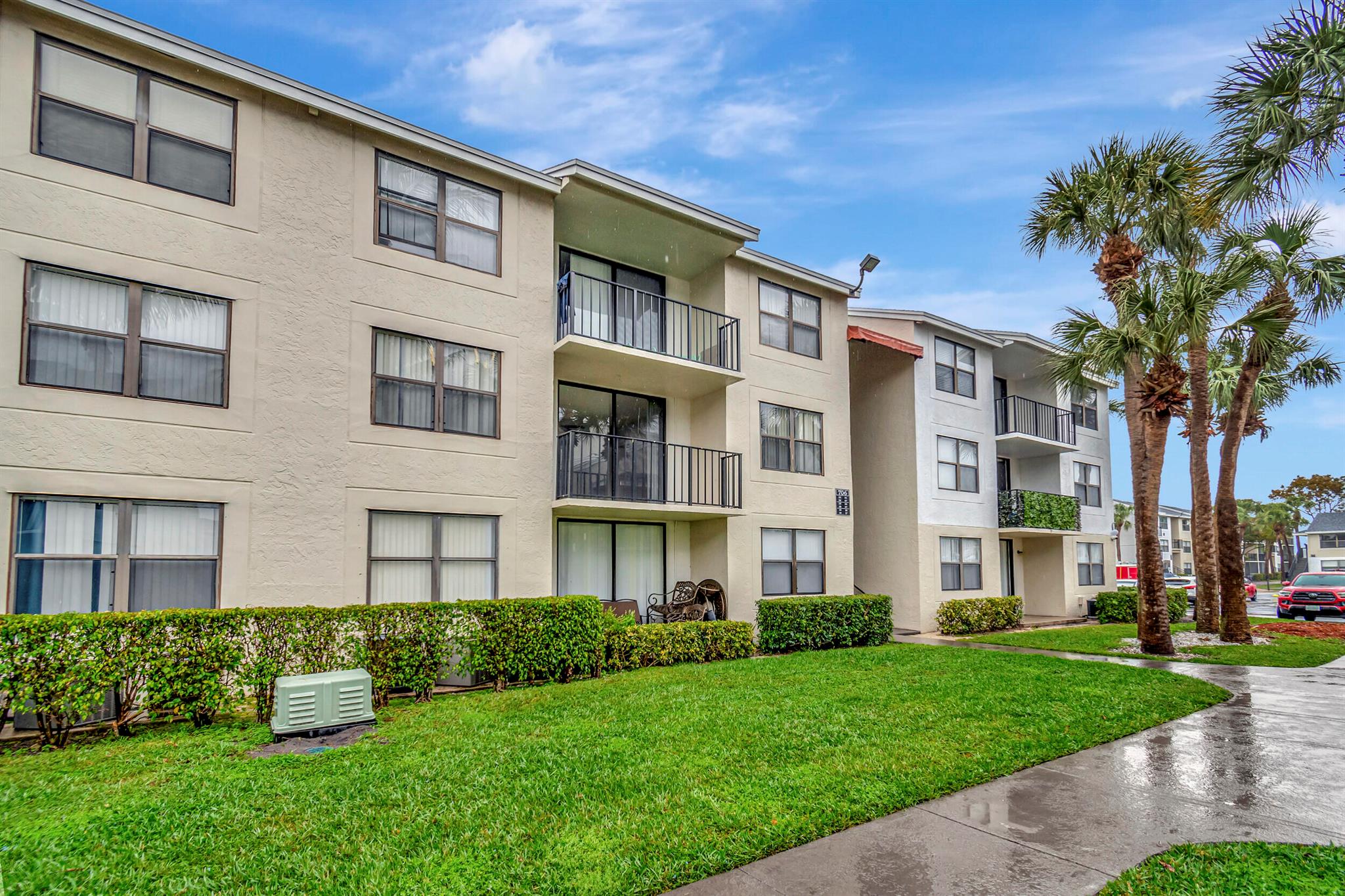 CLEAR LAKE CLUB CONDO - Residential