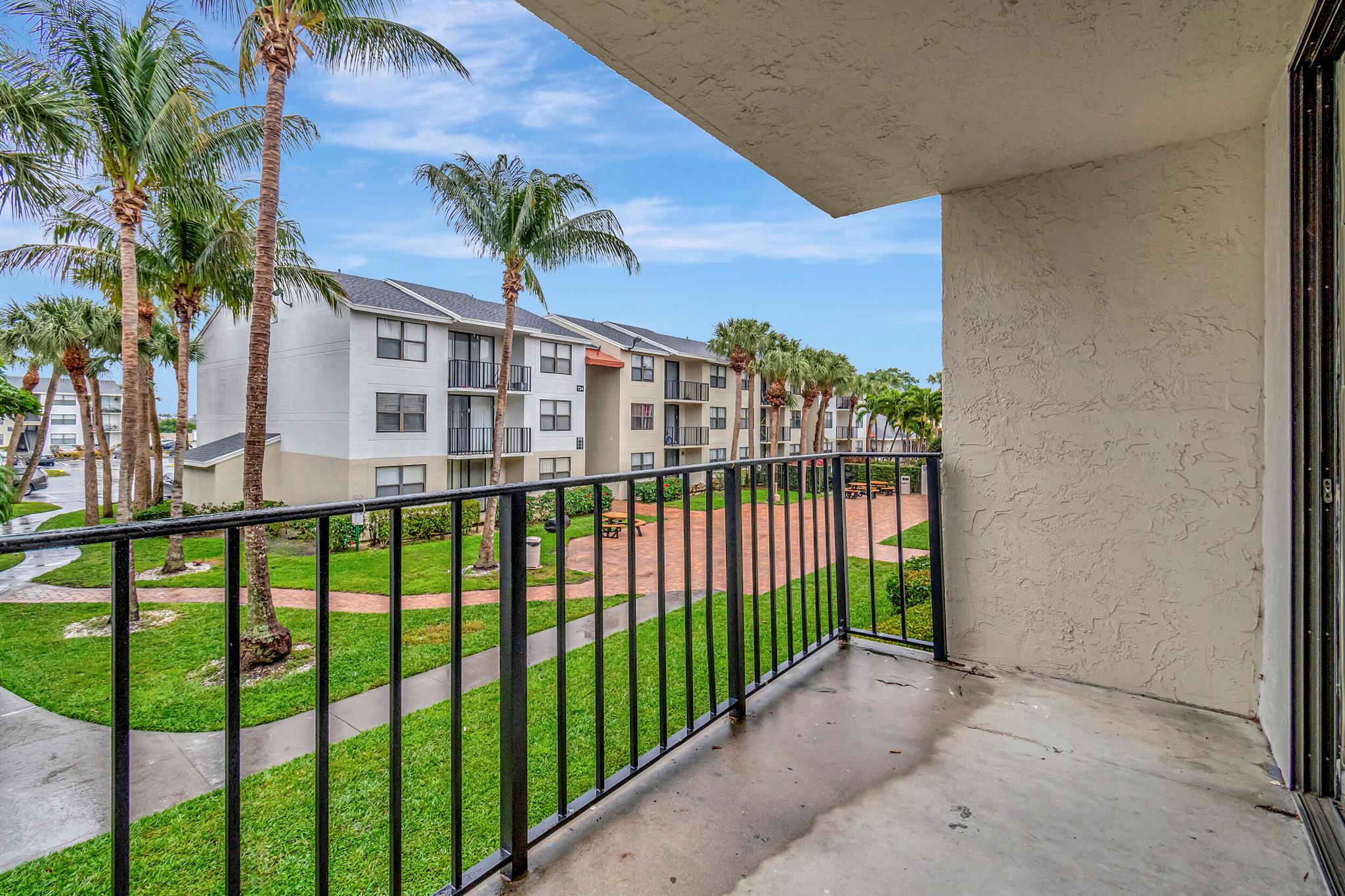 CLEAR LAKE CLUB CONDO - Residential