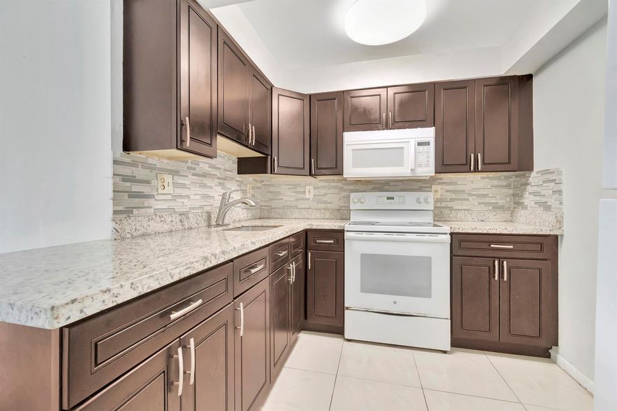 Location Location Location!!! Close to the Palm Beach Outlets, restaurants, and downtown! Great investment opportunity!