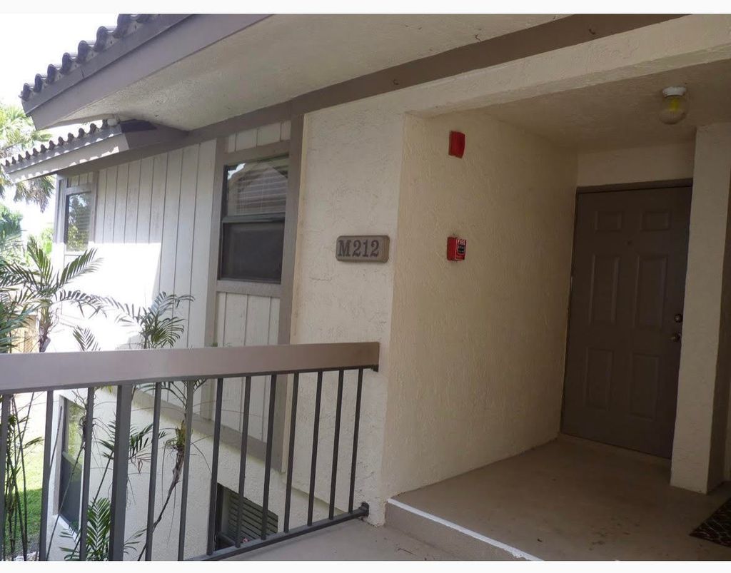 Photo of 3130 Millwood Terrace #2120, Boca Raton, FL 33431 (MLS # B26032378)