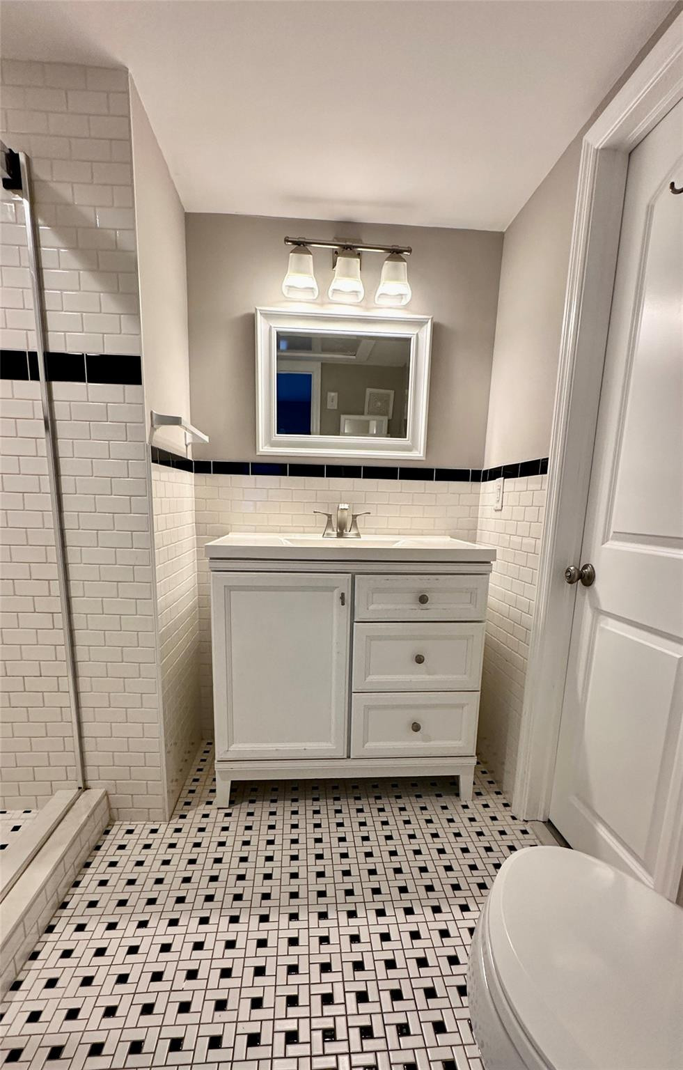 Manor Grove Village One I - Residential Lease