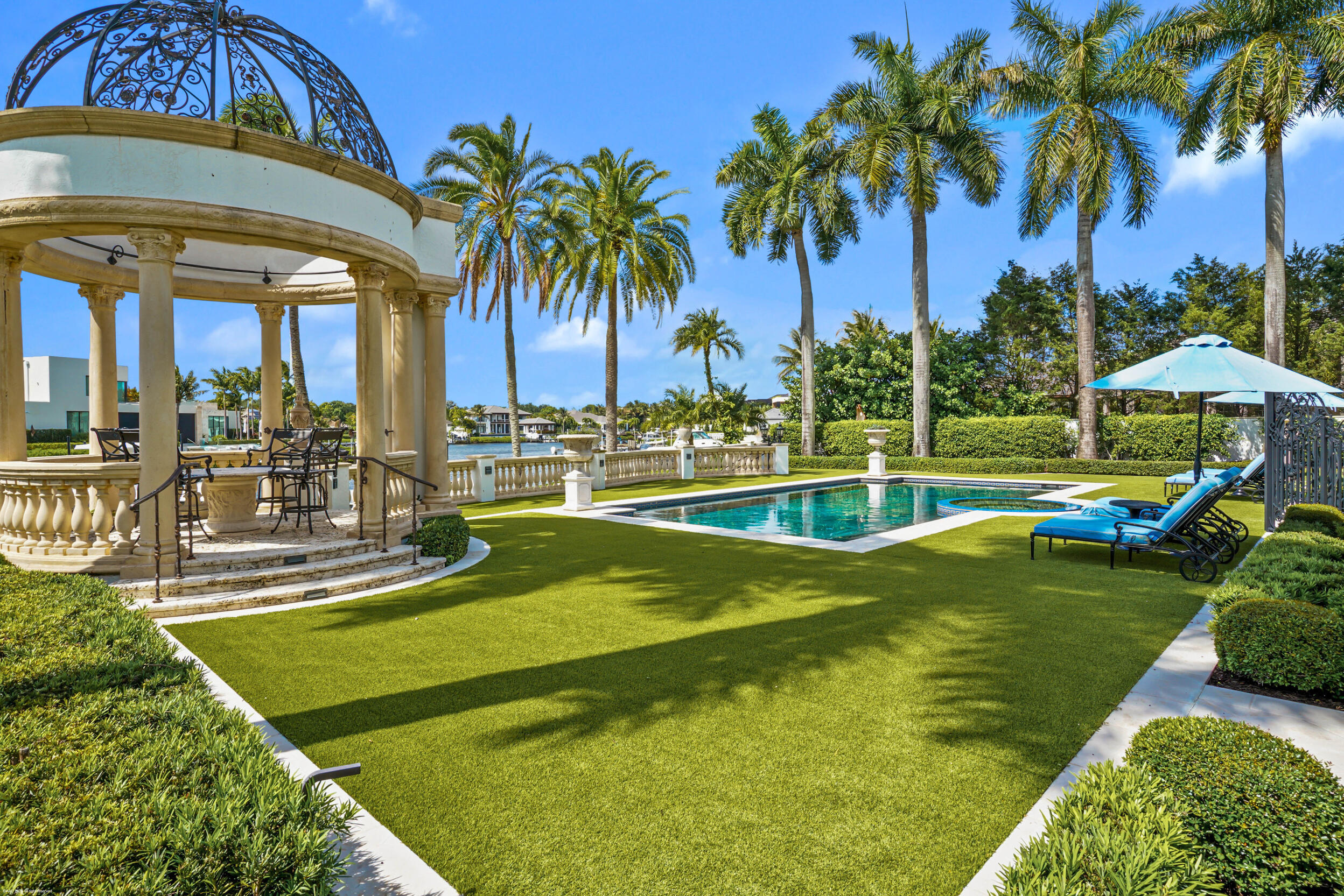 Admirals Cove - Residential