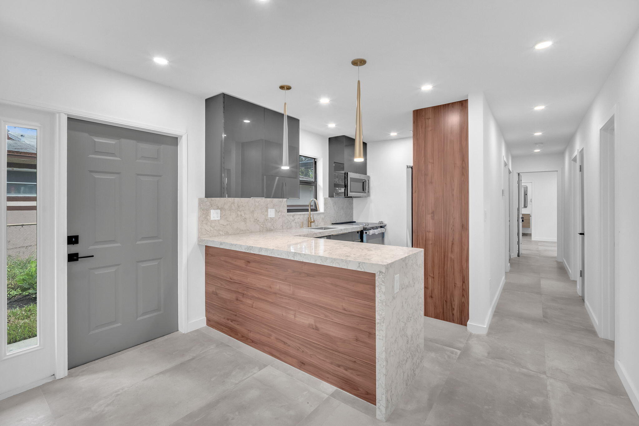 EMERALD GARDENS - Residential Lease