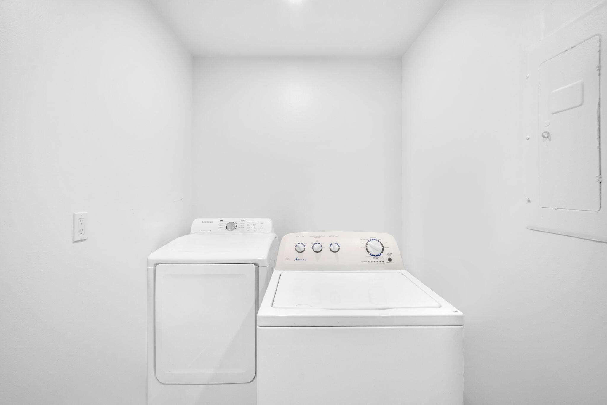 EMERALD GARDENS - Residential Lease